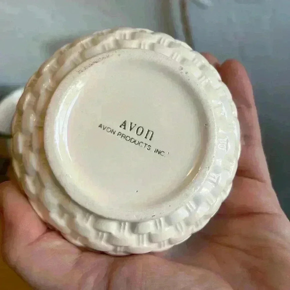 Vintage Avon Easter Bunny Ceramic Milk Pitcher, Sugar Box & Candy Dish Set - Picture 11 of 15